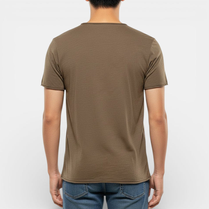 JOHHNY Breathable Summer T-Shirt